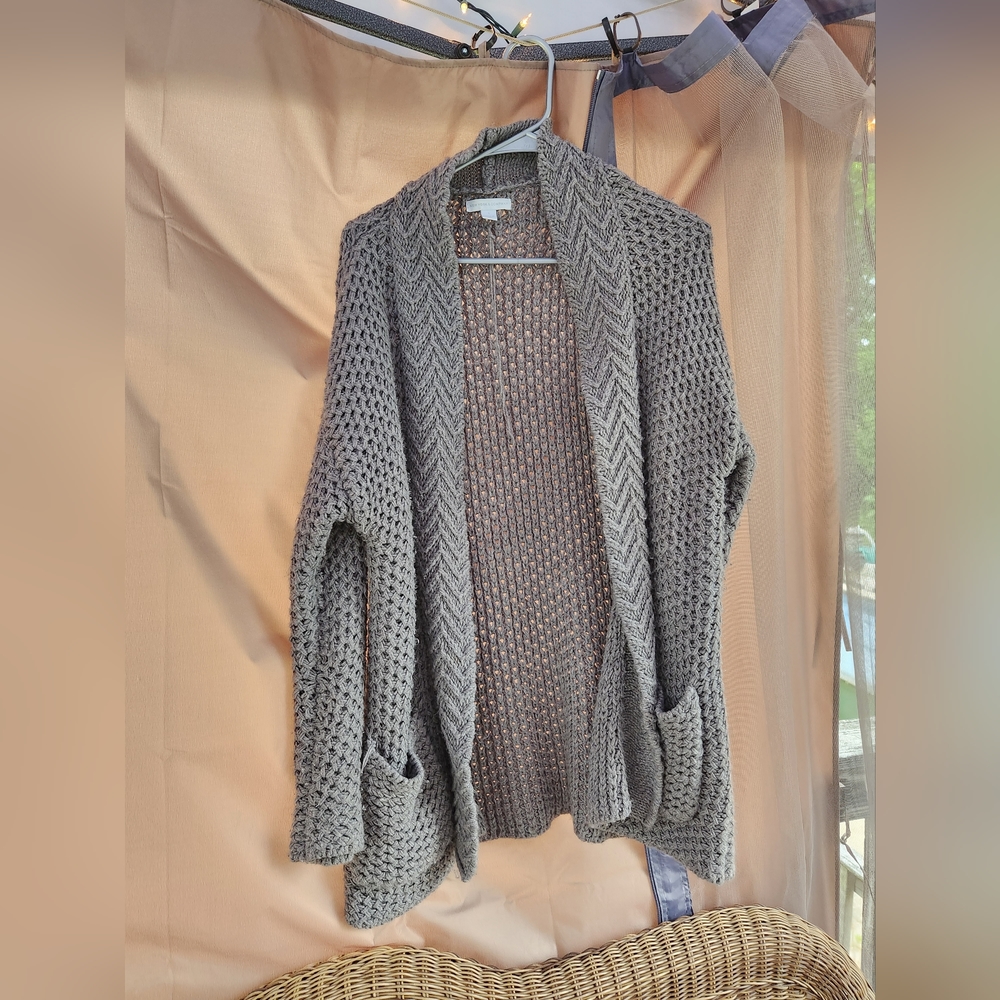 New York & Company size small gray big knitted sweater with big roomy pockets.